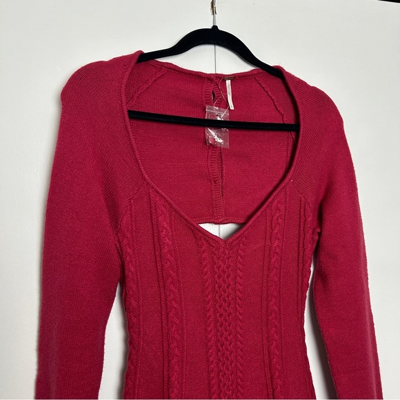 Free People Small World Mini Sweater Dress in Rosemont NWOT - Picture 3 of 10